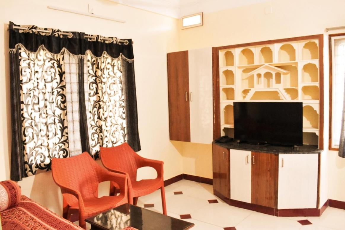 Sannidhi Service Apartments Tirupati Zewnętrze zdjęcie