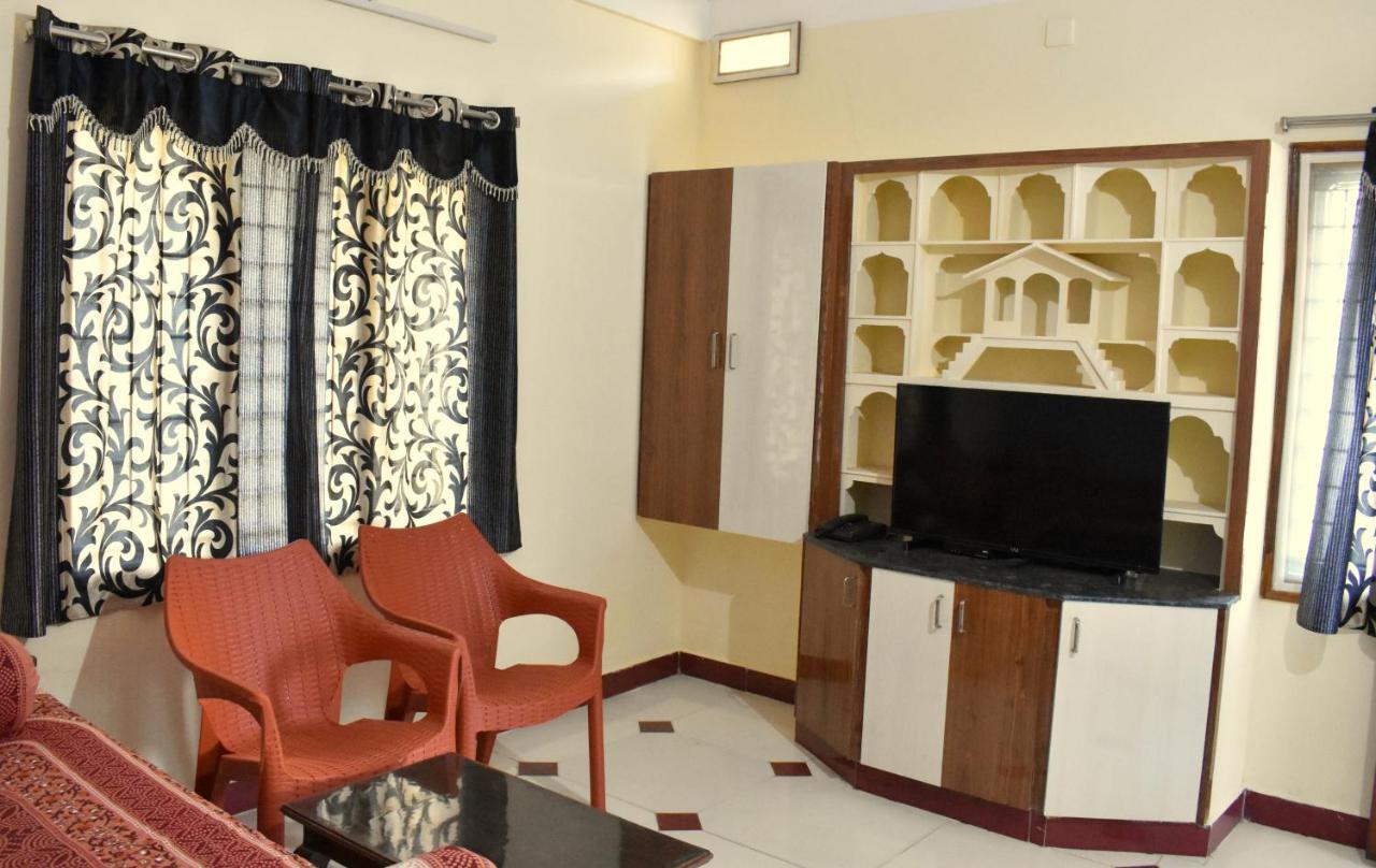 Sannidhi Service Apartments Tirupati Zewnętrze zdjęcie