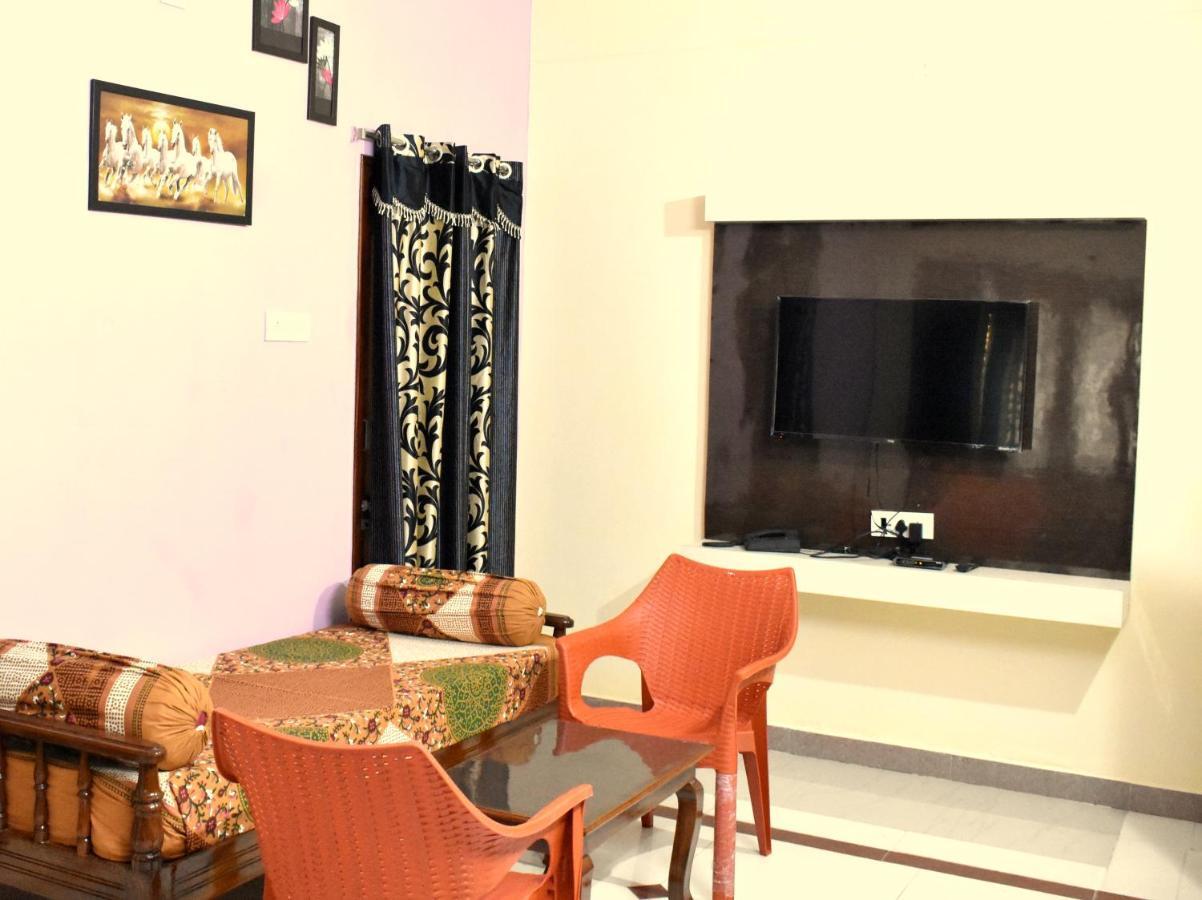 Sannidhi Service Apartments Tirupati Zewnętrze zdjęcie