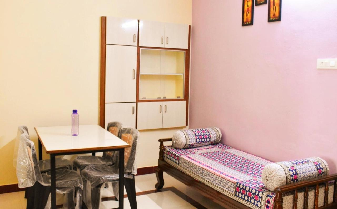 Sannidhi Service Apartments Tirupati Zewnętrze zdjęcie