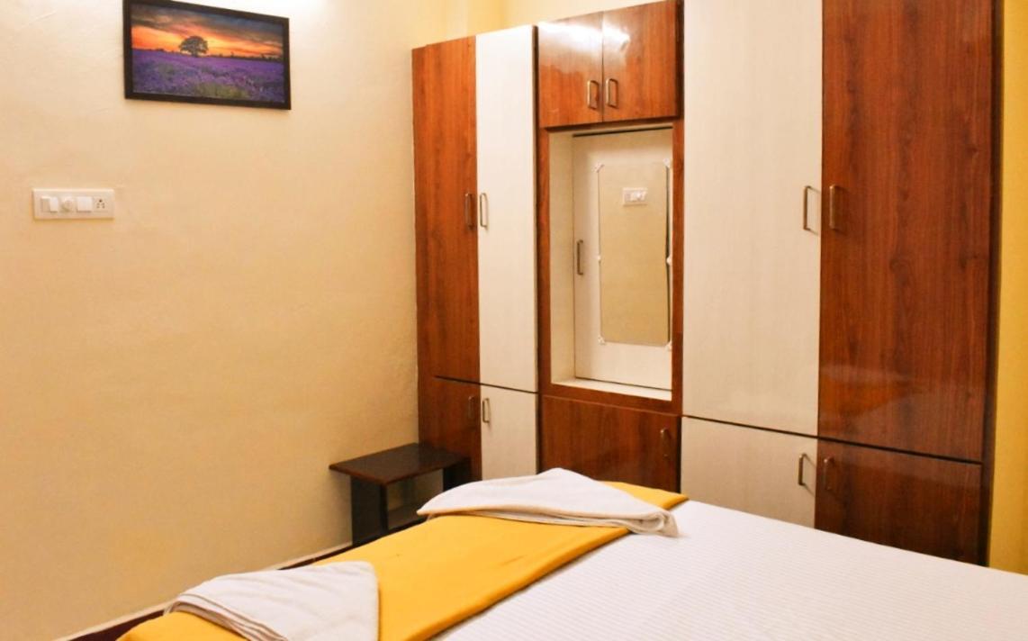 Sannidhi Service Apartments Tirupati Zewnętrze zdjęcie